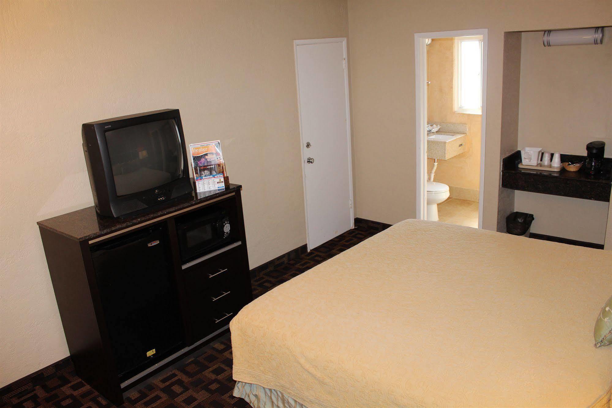 Hotel Harbor &