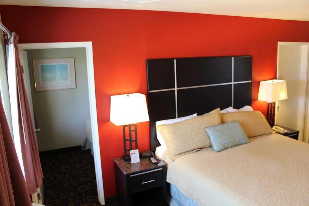 Harbor & 2* Oceanside