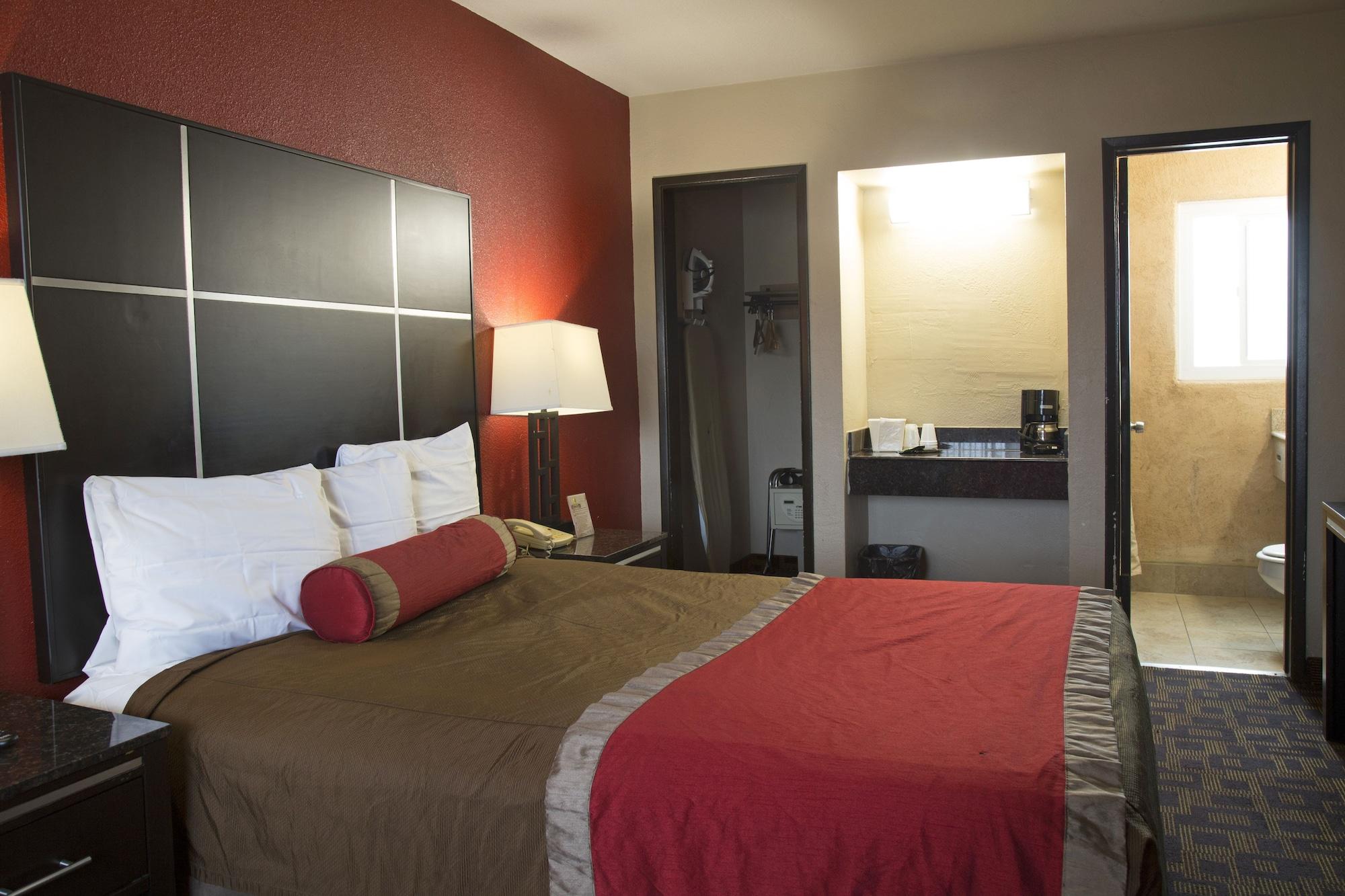 Hotel Harbor & Oceanside